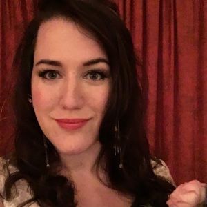 Meet your Posher, Alix